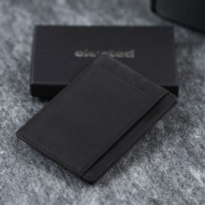 KT007 – Kaarditasku Elevated Minimal - Black koos kinkekarbiga