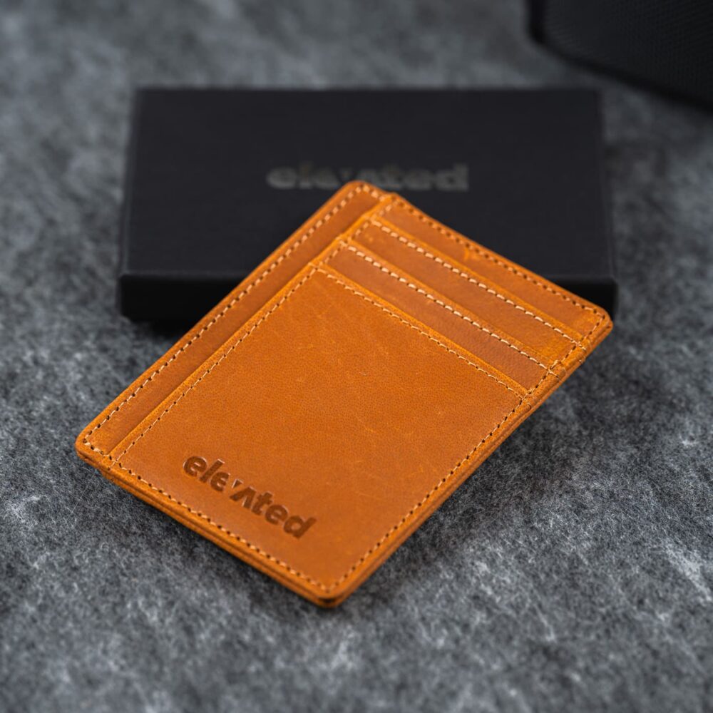 KT007 – Kaarditasku Elevated Minimal - Orange Brown otsevaates