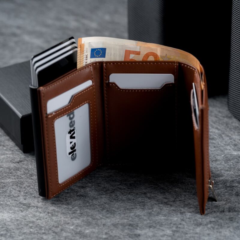 Kaarditasku Elevated Ultimate 1.0 kt009 chestnut brown sularahatasku avatuna