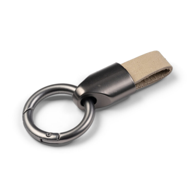 Minimalistlik PU-nahast võtmehoidja VH009 Beige valgel taustal