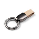 Minimalistlik PU-nahast võtmehoidja VH009 Light Ivory valgel taustal